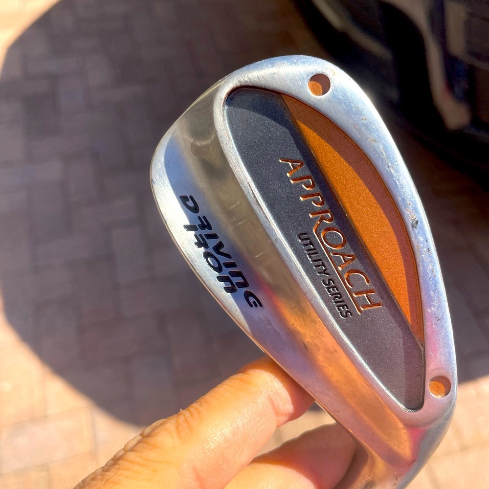 Knight Driving Iron Approache In RH